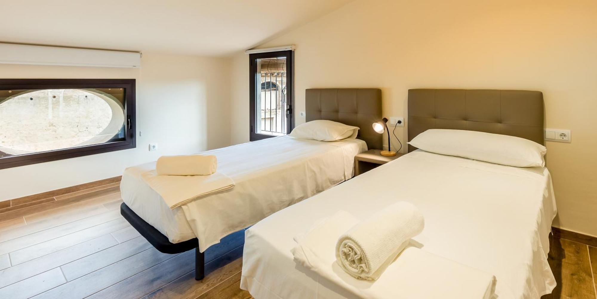 Can Cintet 3 Apartamento Con Terraza En Besalú Exterior foto