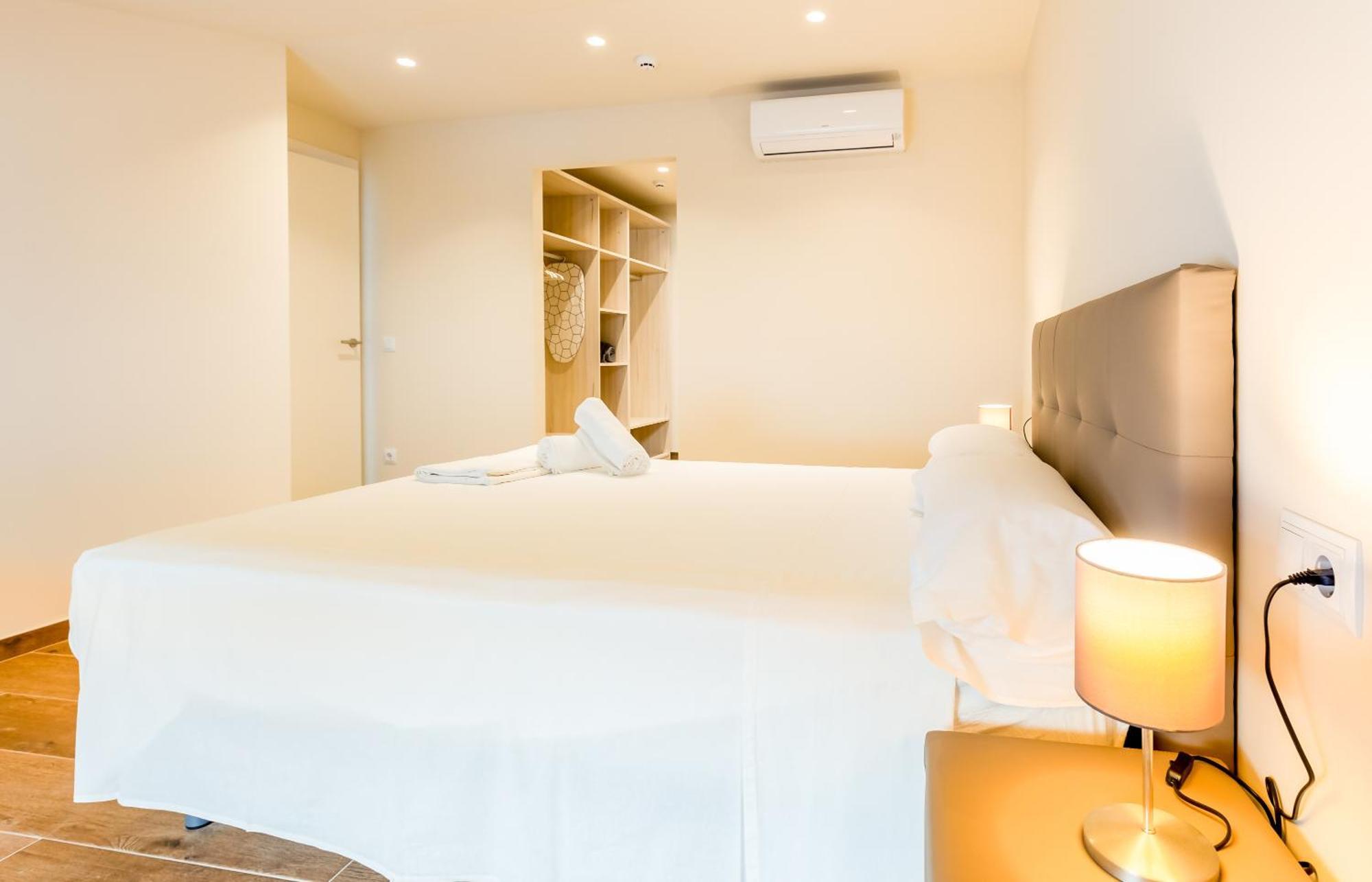 Can Cintet 3 Apartamento Con Terraza En Besalú Exterior foto