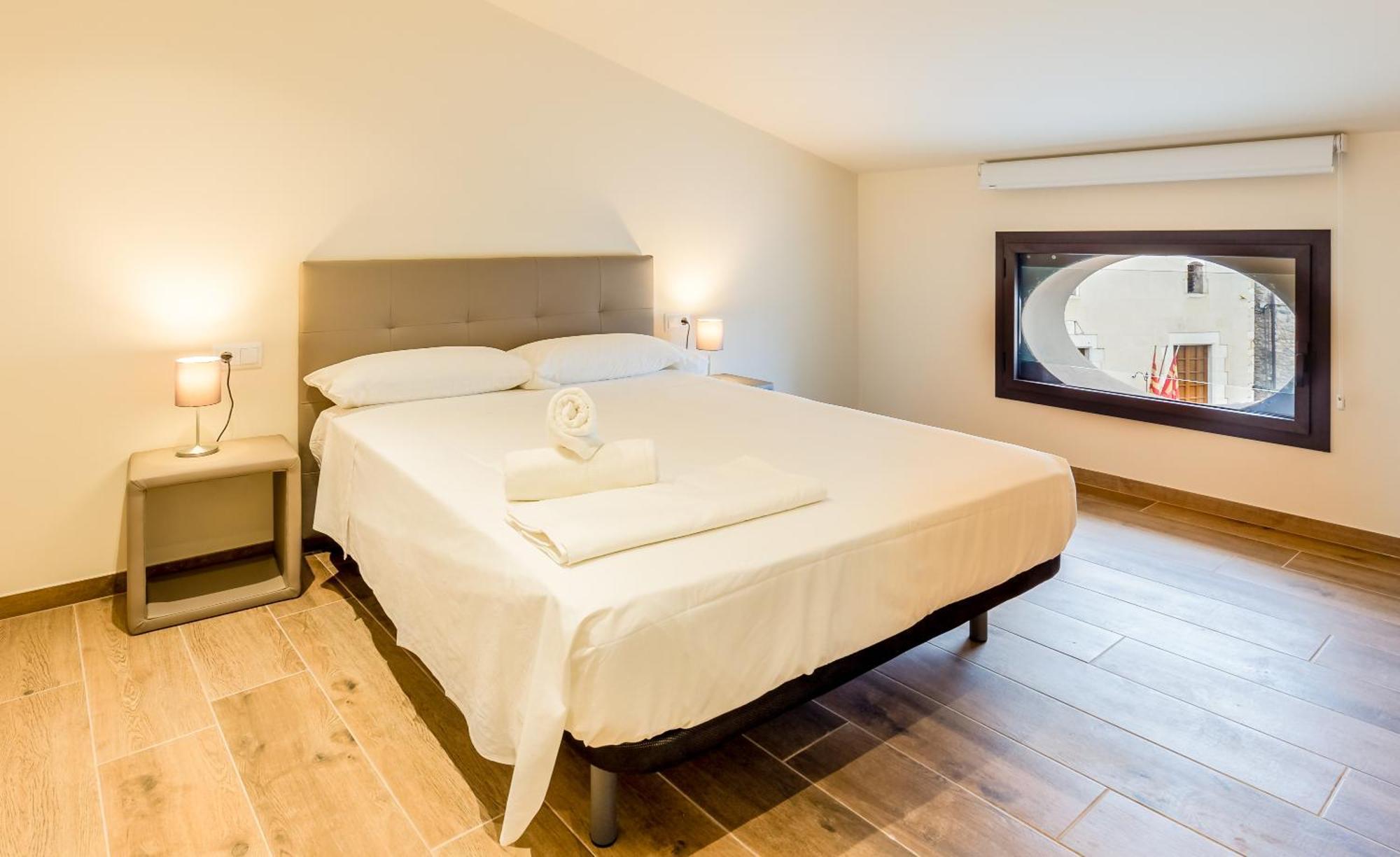 Can Cintet 3 Apartamento Con Terraza En Besalú Exterior foto